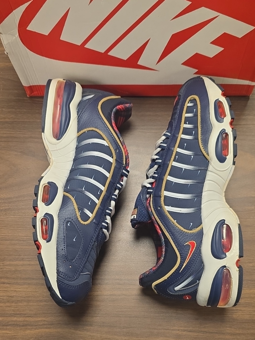 Nike Air Max Tailwind 4 'USA' CK0849-400 Men's 12 - Picture 6 of 11